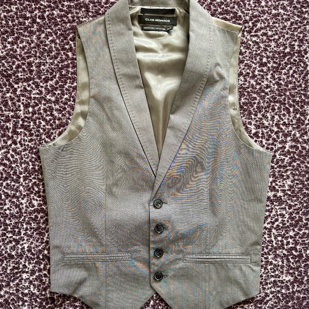 Club Monaco Light Gray Men's 4 Button business casual suit Vest